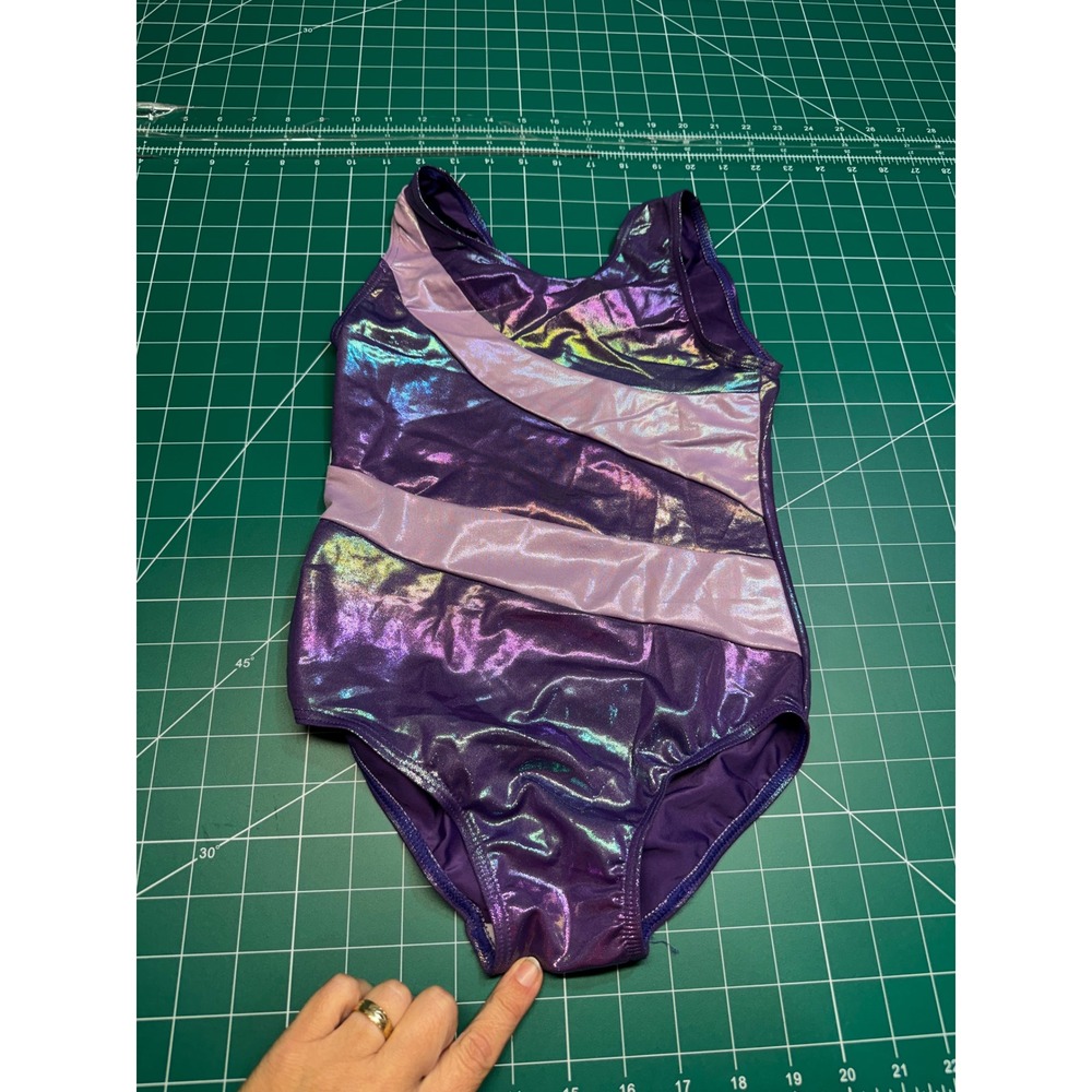 Qoozz Girls Purple Metallic Gymnastics Leotard Iridescent Shimmer Size 130cm